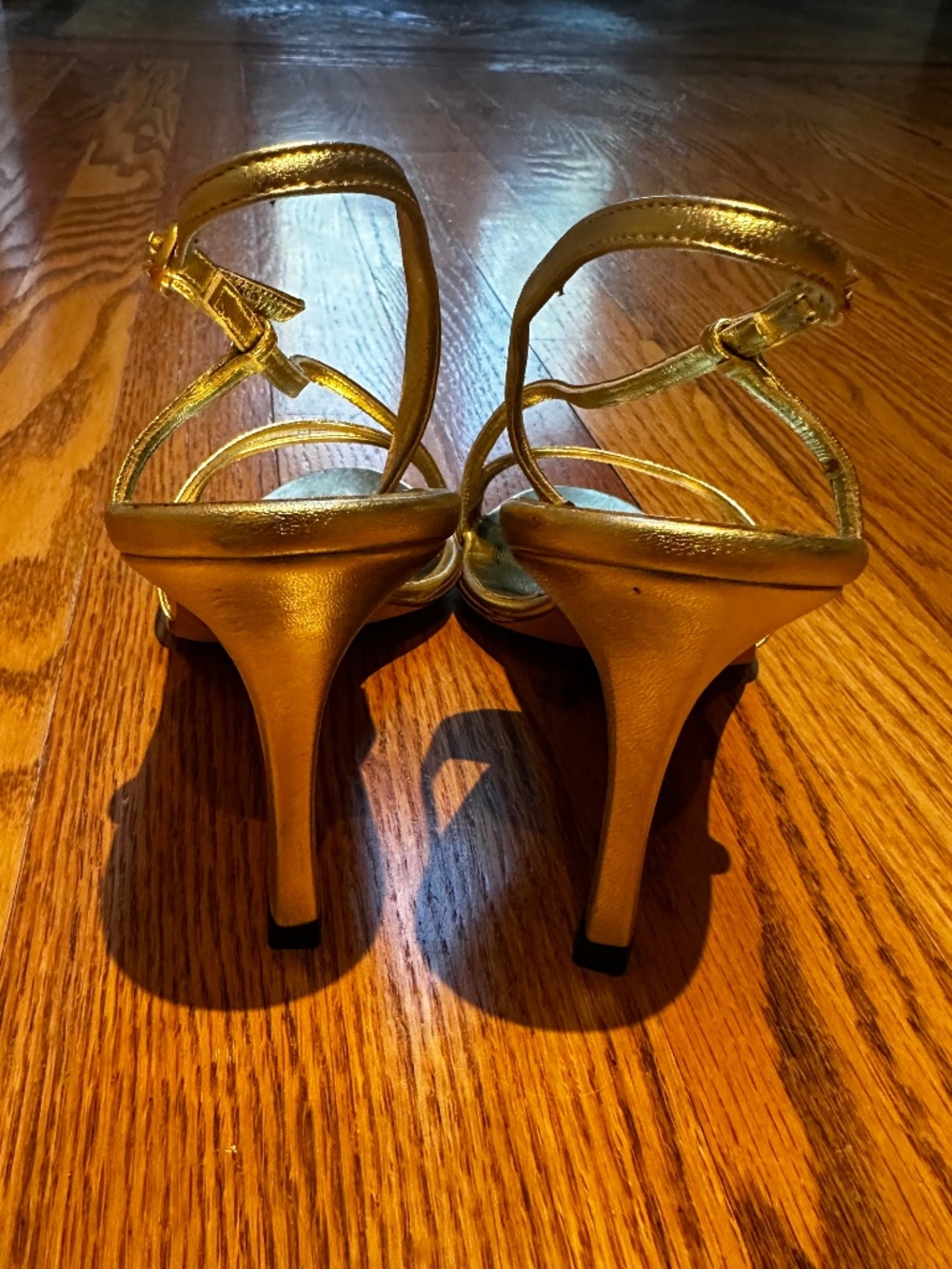 NWT Manolo Blahnik Tunica Napa Leather Heel in Gold - Picture 2 of 6